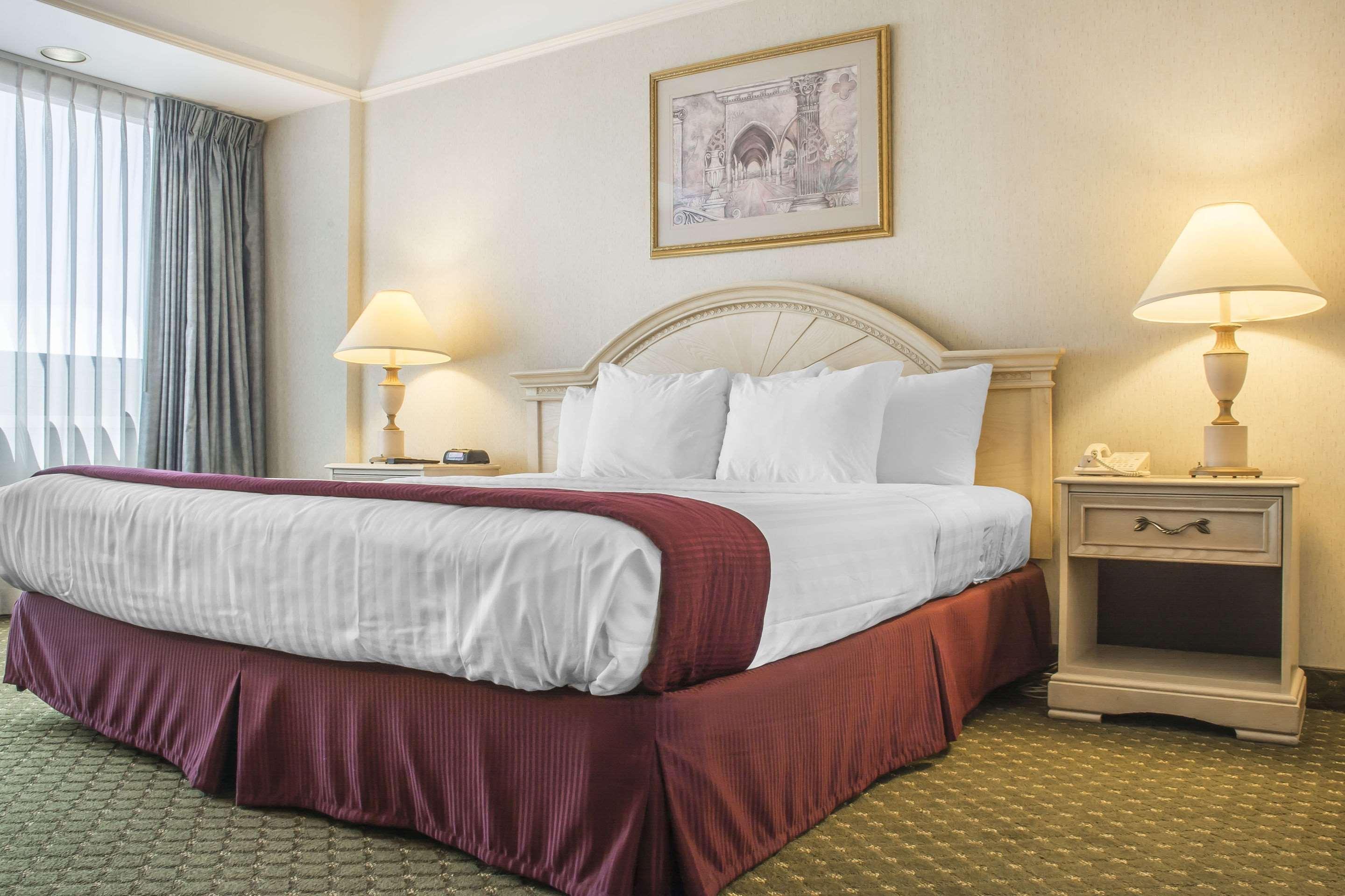 Clarion Hotel & Conference Centre Fort Erie Luaran gambar